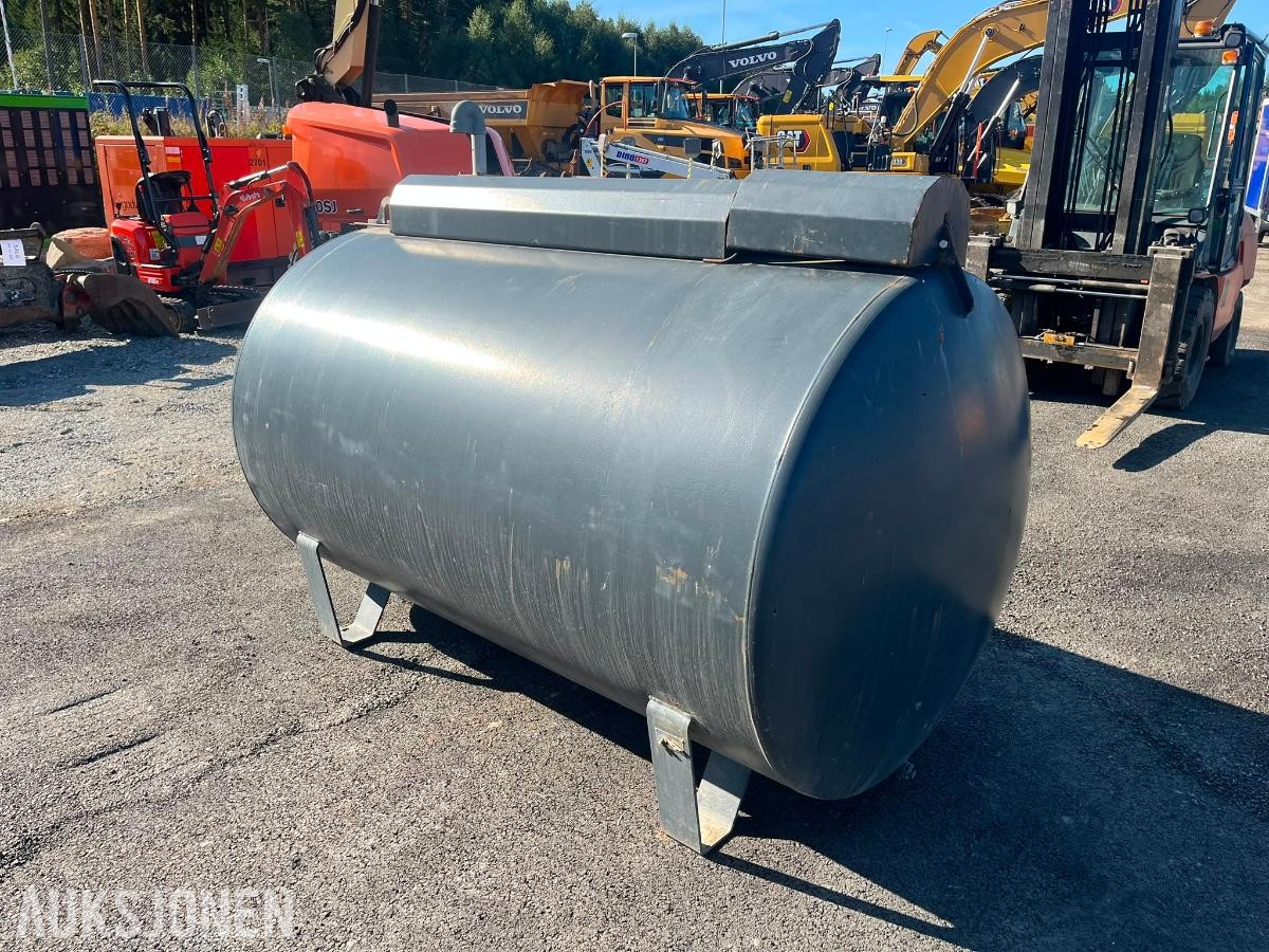 Dieseltank 2800 liter enkelvegget